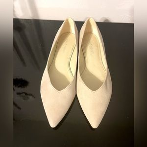 Marc Fisher Beige Suede Flats Size 7.5